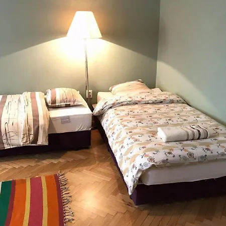 Alternative Canape Apartment